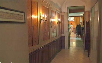Hotel Regina Pinerolo Exterior foto